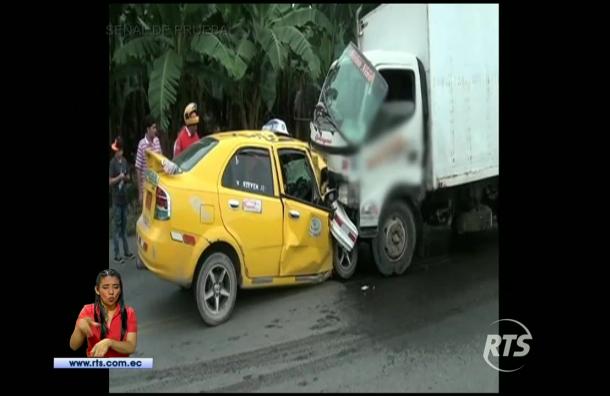 Accidente de tránsito provocó la muerte de un taxista al norte de Machala